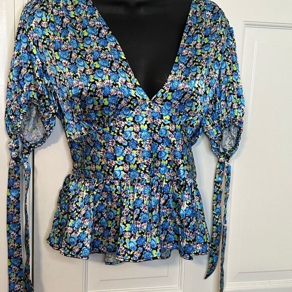 TopShop Blue Green and Black Floral Peplum Top Size 10 NWT - Picture 3 of 9
